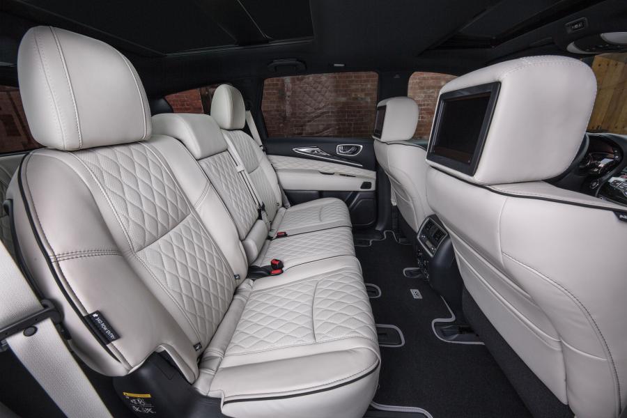 Интерьер Infiniti QX60 3.5 Limited (L50) 2018 года  (NA) (фото 2 из 40)
